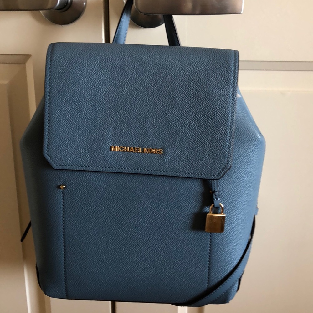 NWT Michael Kors genuine blue leather back…